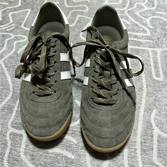 Gola Shoes - Gola x Anthropologie Stadium Sneakers